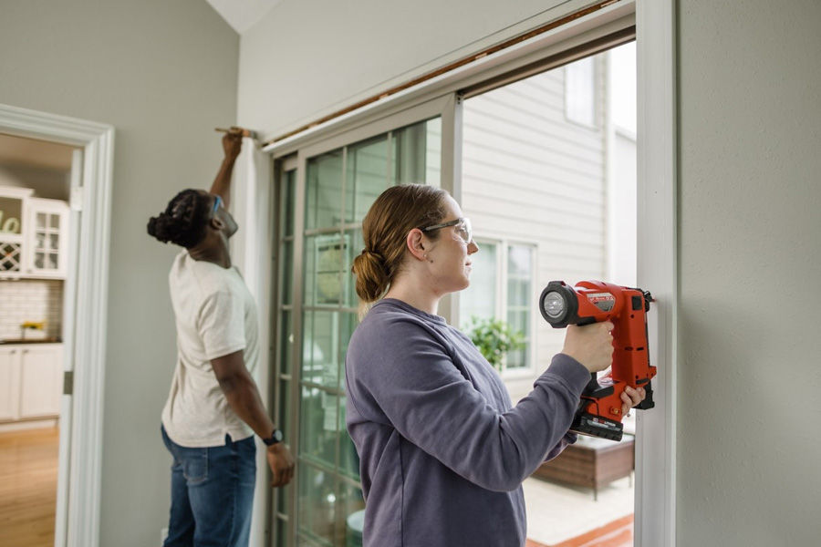 Hiring window & door installation experts is in your best interest