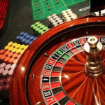 It is worth understanding why people turn to casinos and why people like online roulette