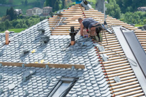 When to Consider Roof Replacement and What to Expect During the Process