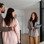 The tax laws in Florida apply to house sales combined with the capital gains benefits