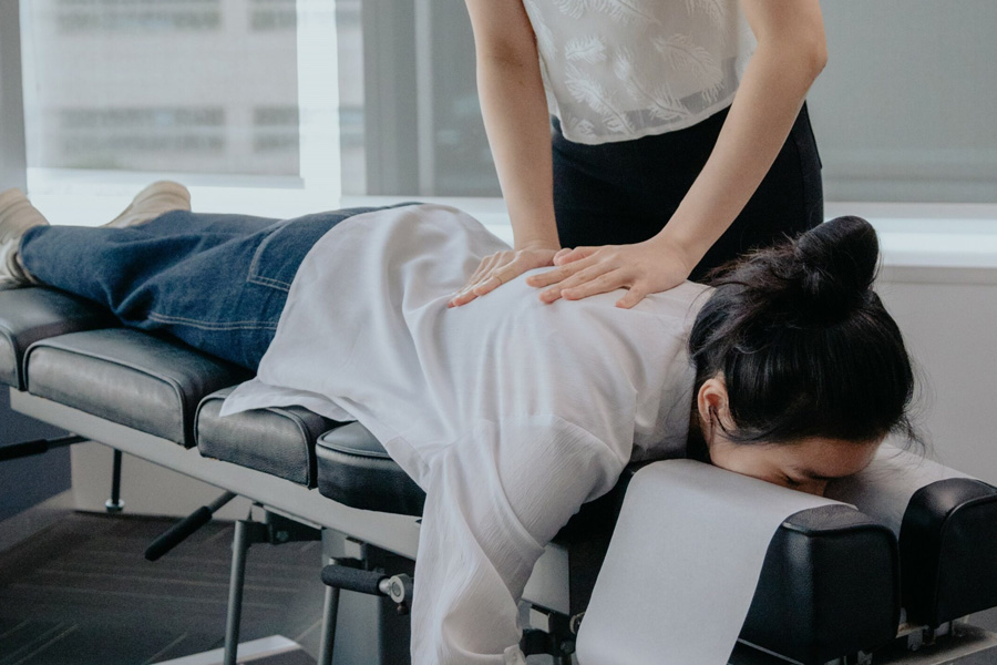 The Role and Benefits of a Chiropractor