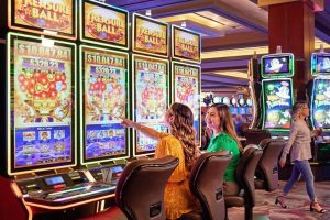 Reasons why online casinos are getting popular over time