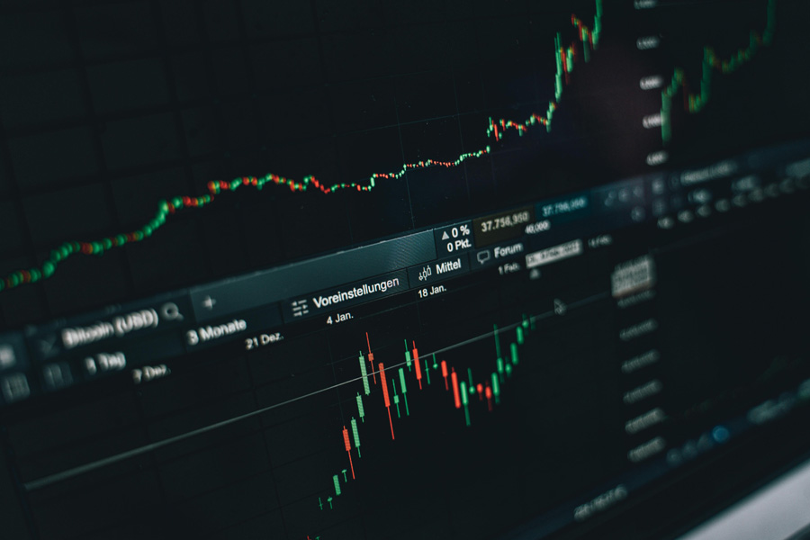 The way you earn a lot of money by using expert advisors for free