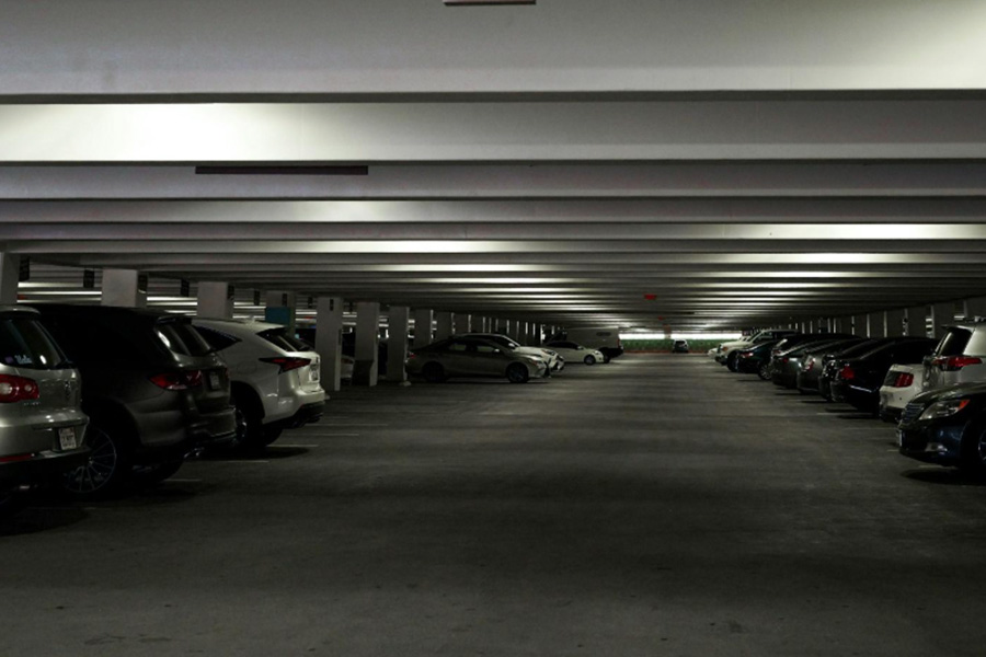 What Makes Asphalt Ideal for Commercial Parking Lots